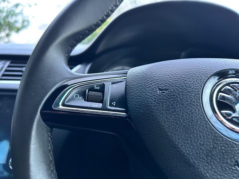 Skoda Octavia SE L TSI DSG 25