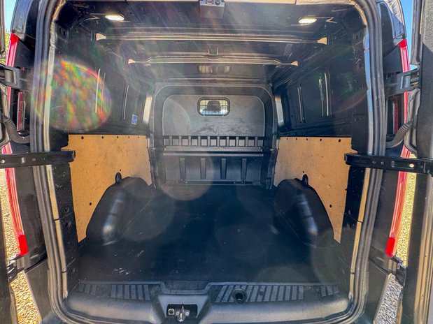 Ford Transit Custom Crew Cab AUTO LWB L2H1 Limited 320 Air Con Alloys 10
