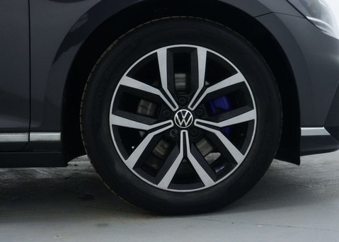 Volkswagen Passat 1.4 TSI 13kWh GTE Estate 5dr Petrol Plug-in Hybrid DSG Euro 6 (s/s) (218 ps 15