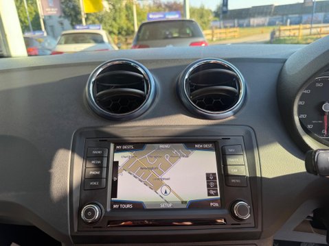 SEAT Ibiza 1.2 TSI Connect Euro 6 5dr 27