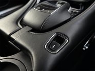 Aston Martin DB11 V8 62