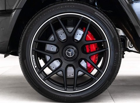 Mercedes-Benz G Series AMG G 63 4MATIC 19
