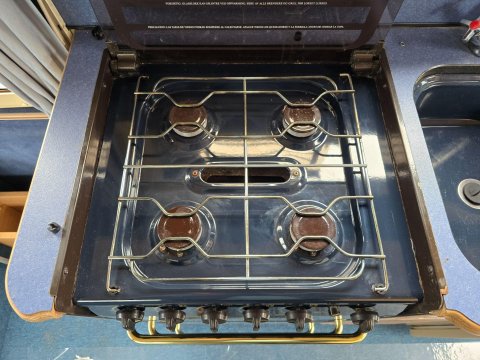 Auto-Sleepers Ravenna 22