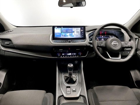 Nissan Qashqai 1.3 DIG-T MHEV Acenta Premium SUV 5dr Petrol Hybrid Manual Euro 6 (s/s) (14 37