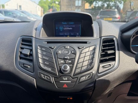Ford Fiesta ST-LINE 13