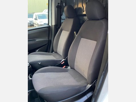 Fiat Doblo 1.6 JTD MultiJet 16v Maxi L2 H1 4dr 37