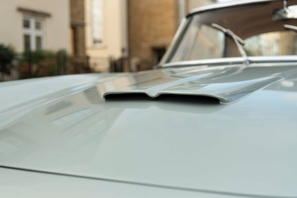 Maserati 3500GT Gran Turismo Series II 9