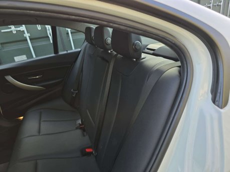 BMW 3 Series 1.6 316i SE Saloon 4dr Petrol Auto Euro 5 (s/s) (136 ps) 7