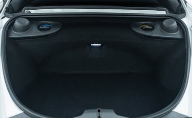 Porsche 718 SPYDER 42