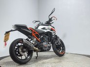 KTM Duke 2019 24k SPARE OR REPAIR PROJECT BIKE NAKED 125CC LEARNER BIKE 2