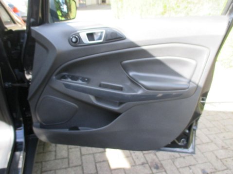 Ford Ecosport 1.0T EcoBoost Titanium 2WD Euro 5 (s/s) 5dr 42