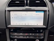Jaguar F-Pace 2.0 D180 R-Sport Auto AWD Euro 6 (s/s) 5dr 82