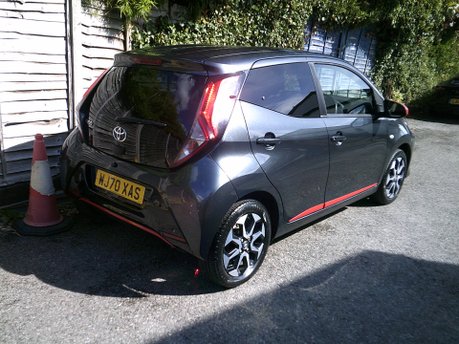 Toyota Aygo VVT-I X-TREND TSS ONLY 40,000 MILES FROM NEW 2