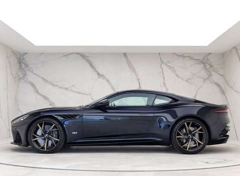 Aston Martin DBS Superleggera 2