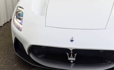 Maserati MC20 25