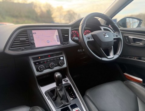 SEAT Leon 2.0 Leon Xcellence Luxury TSi Semi-Auto 5dr 18