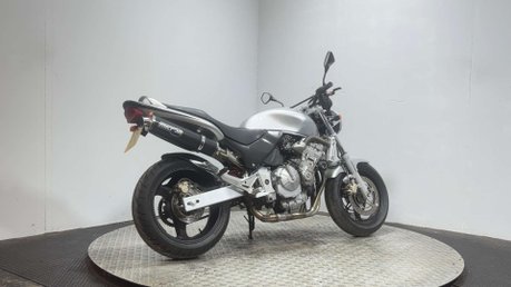 Honda CB 1998 42K GOOD COMMUTER BIKE NEW MOT SERVICED 600CC NAKED 3