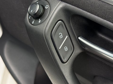 Volkswagen Polo 1.0 TSI BlueMotion Tech R-Line Euro 6 (s/s) 3dr 70