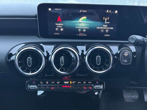 Mercedes-Benz A Class 1.5 A180d Sport (Executive) Hatchback 5dr Diesel 7G-DCT Euro 6 (s/s) (116 p 38