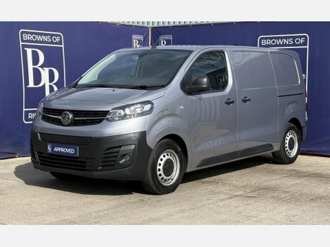 Vauxhall Vivaro 3100 75kWh Dynamic Panel Van 6dr Electric Auto L1 H1 (7.4kW Charger) (136 p 8