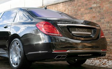 Mercedes-Benz M Class S600 34