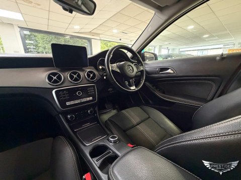 Mercedes-Benz GLA 1.6 GLA180 Urban Edition 7G-DCT Euro 6 (s/s) 5dr 52