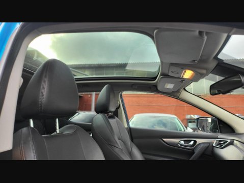 Nissan Qashqai TEKNA DIG-T 18