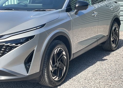 Nissan Qashqai DIG-T N-CONNECTA 9