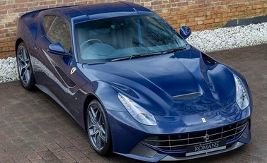 Ferrari F12 Berlinetta 8