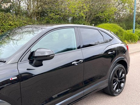 Audi Q3 1.5 TFSI CoD 35 Black Edition Sportback S Tronic Euro 6 (s/s) 5dr 6