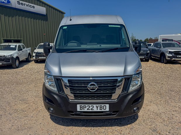 Nissan Interstar MWB L2H2 [SOLD KH] Medium Roof Air Con Nav Sensors EURO 6 3