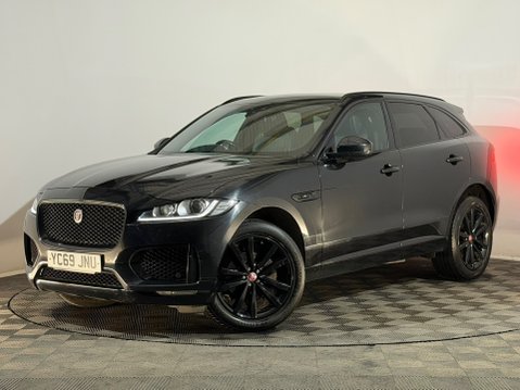 Jaguar F-Pace CHEQUERED FLAG AWD 3
