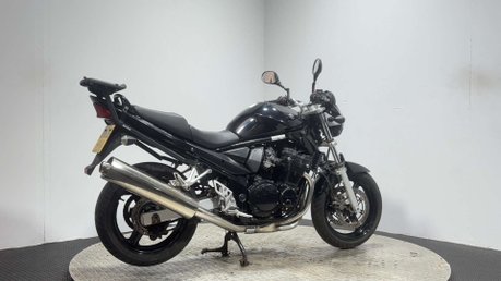 Suzuki Bandit 650 GSF 2006 9K GOOD LOOKING PROJECT BIKE / BARN FIND NAKED 650CC A2 2