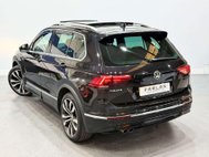 Volkswagen Tiguan 2.0 TDI R-Line Tech SUV 5dr Diesel DSG Euro 6 (s/s) (150 ps) 25