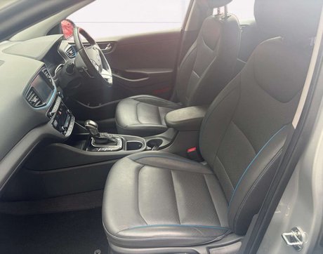 Hyundai IONIQ 1.6 IONIQ Premium SE FHEV Semi-Auto 5dr 13