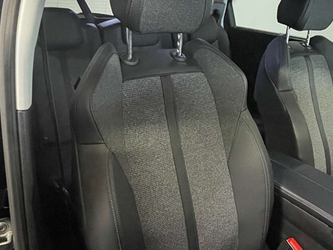 Peugeot 5008 1.2 5008 Allure PureTech S/S Auto 5dr 15