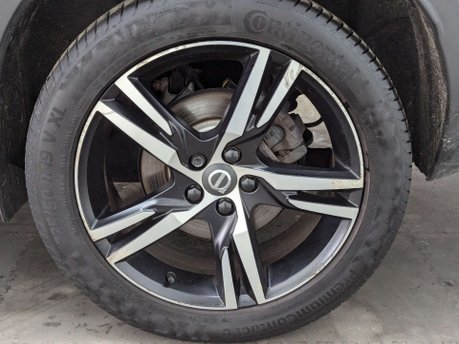 Volvo XC40 1.5 XC40 R-Design T5 Recharge Auto 5dr 31