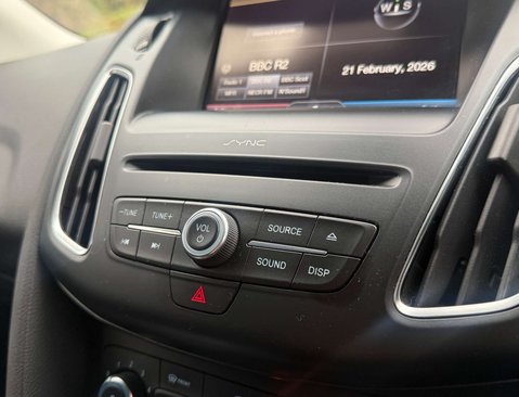 Ford Focus 1.0 Focus Zetec 5dr 19