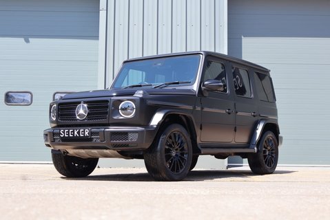 Mercedes-Benz G Series 2109 G 350 D 4MATIC AMG LINE PREMIUM MATT BLACK WRAPP 1