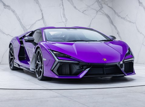 Lamborghini Revuelto 9