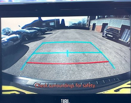 Toyota Yaris 1.5 Yaris Dynamic HEV CVT 5dr 34