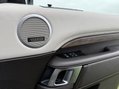 Land Rover Discovery TD6 HSE LUXURY 18