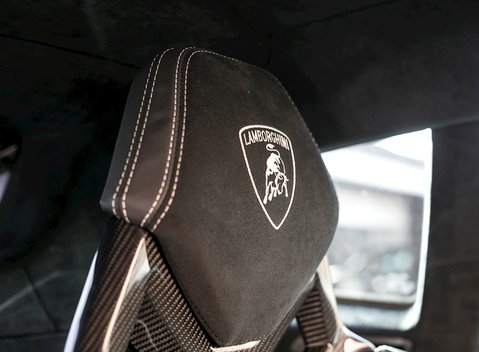 Lamborghini Huracan Performante 16