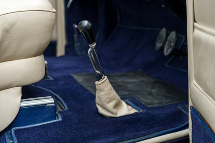 Bentley R Type Drophead Coupé By H.J.Mulliner 25