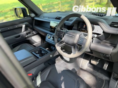 Land Rover Defender 5.0 Defender V8 Auto 4WD 5dr 15