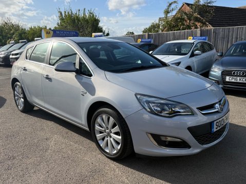 Vauxhall Astra 1.6 16v Elite Auto Euro 5 5dr 4