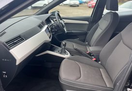 SEAT Arona 1.0 TSI XCELLENCE 5 DOOR 24