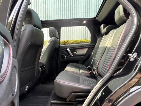 Land Rover Discovery Sport R-DYNAMIC HSE MHEV 31