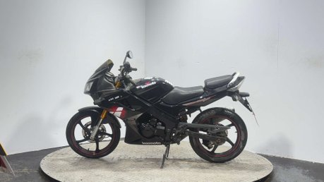 Lexmoto XTR 2013 PROJECT BIKE SPARES OR REPAIR BREAKER PARTS SPORT 125CC 4