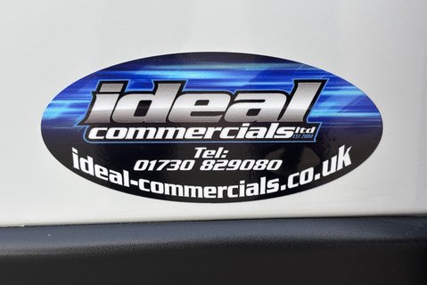 Peugeot Boxer 35 L3H2 Professional 140 ps Panel Van 14